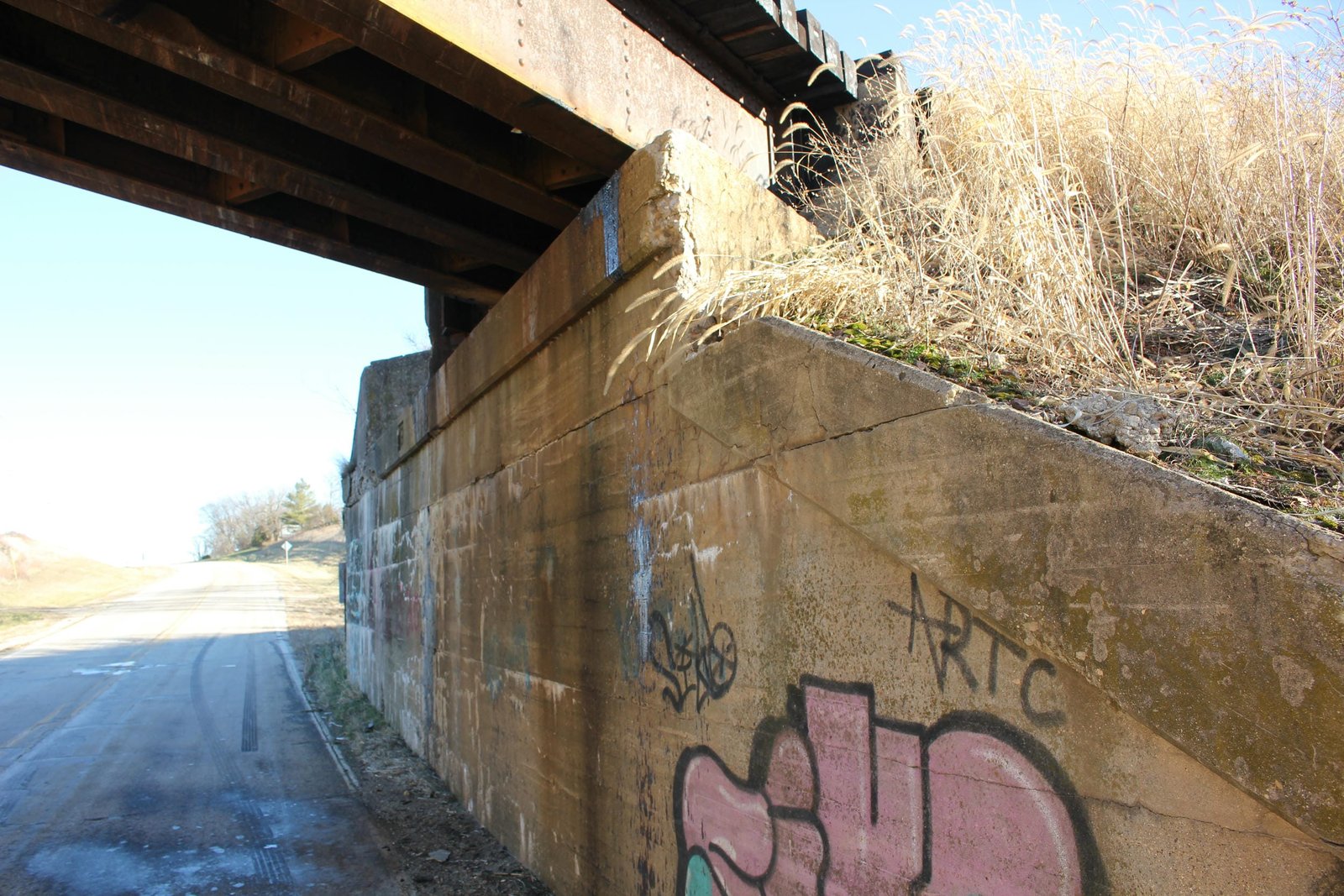 East abutment